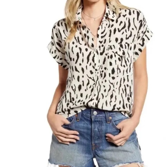 Rails “Whitney” woven top ladies large. Ivory Cheetah print. Button down shirt - Picture 4 of 4